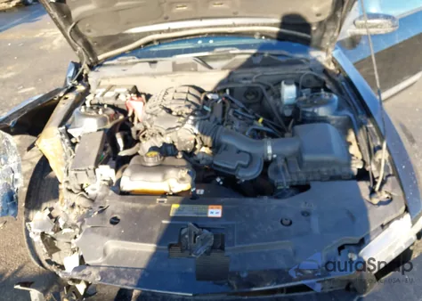 2012 Ford Mustang V6 Premium from USA, damaged, VIN 1ZVBP8AM3C5255072